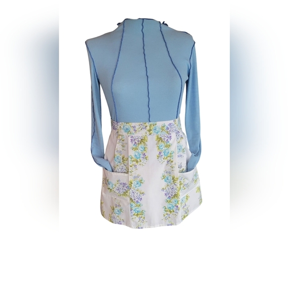 Reproduction Vintage Style Kitchen Apron. OS. - Picture 5 of 8